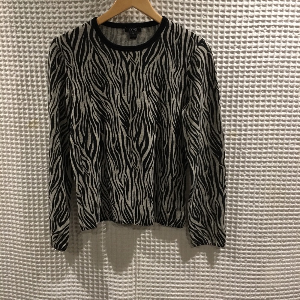 Like New Prive cashmere zebra print sweater